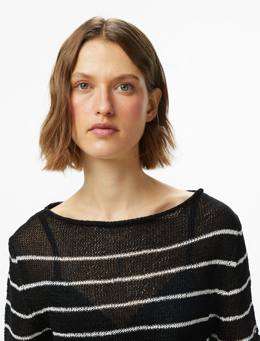 Tommy Hilfiger Textured Rayon Open Kadın Siyah Kazak Tommy Hilfiger Textured Rayon Open Kadın Siyah Kazak