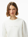 Tommy Hilfiger Lurex Script Regular Kadın Beyaz Sweatshirt Tommy Hilfiger Lurex Script Regular Kadın Beyaz Sweatshirt