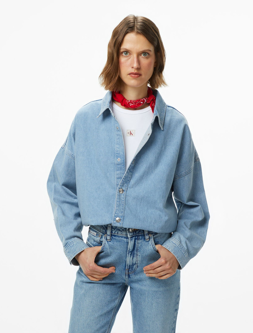 Calvin Klein Relaxed Linen Denim Aaron Kadın Mavi Gömlek Calvin Klein Relaxed Linen Denim Aaron Kadın Mavi Gömlek