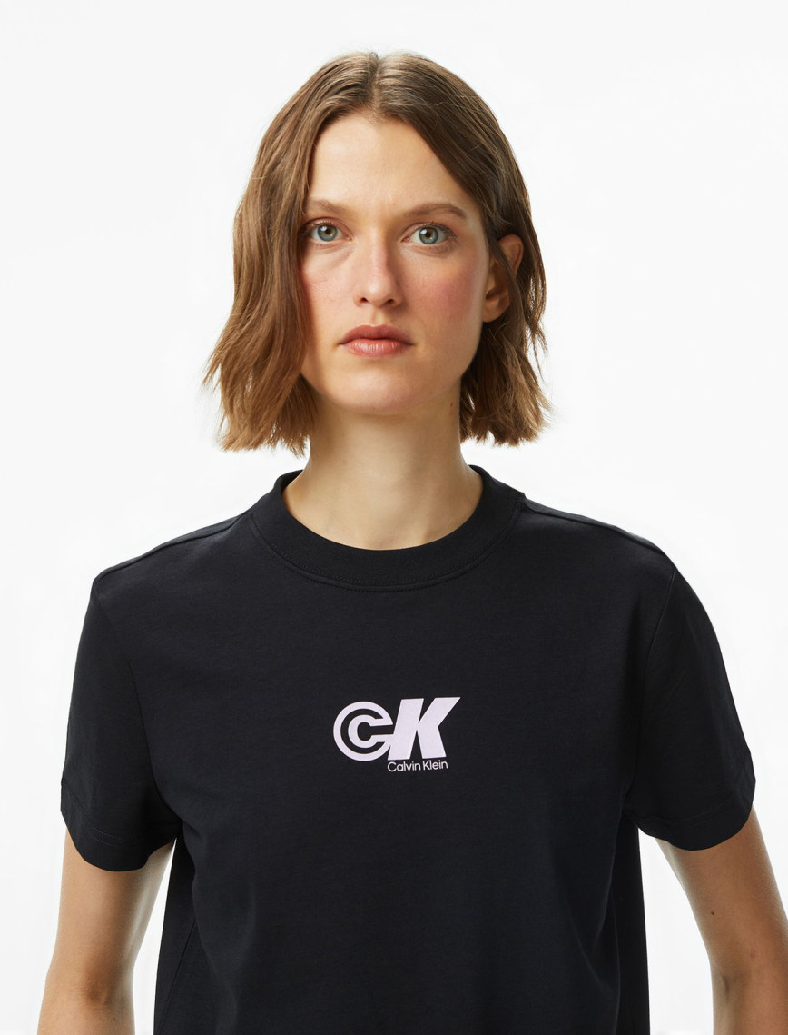 Calvin Klein Archive Logo Classic Kadın Siyah T-Shirt