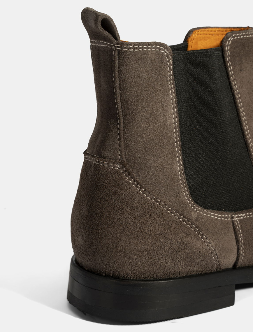 Kadın Vizon Lastik Detaylı Süet Deri Bot Kadın Vizon Lastik Detaylı Süet Deri Bot