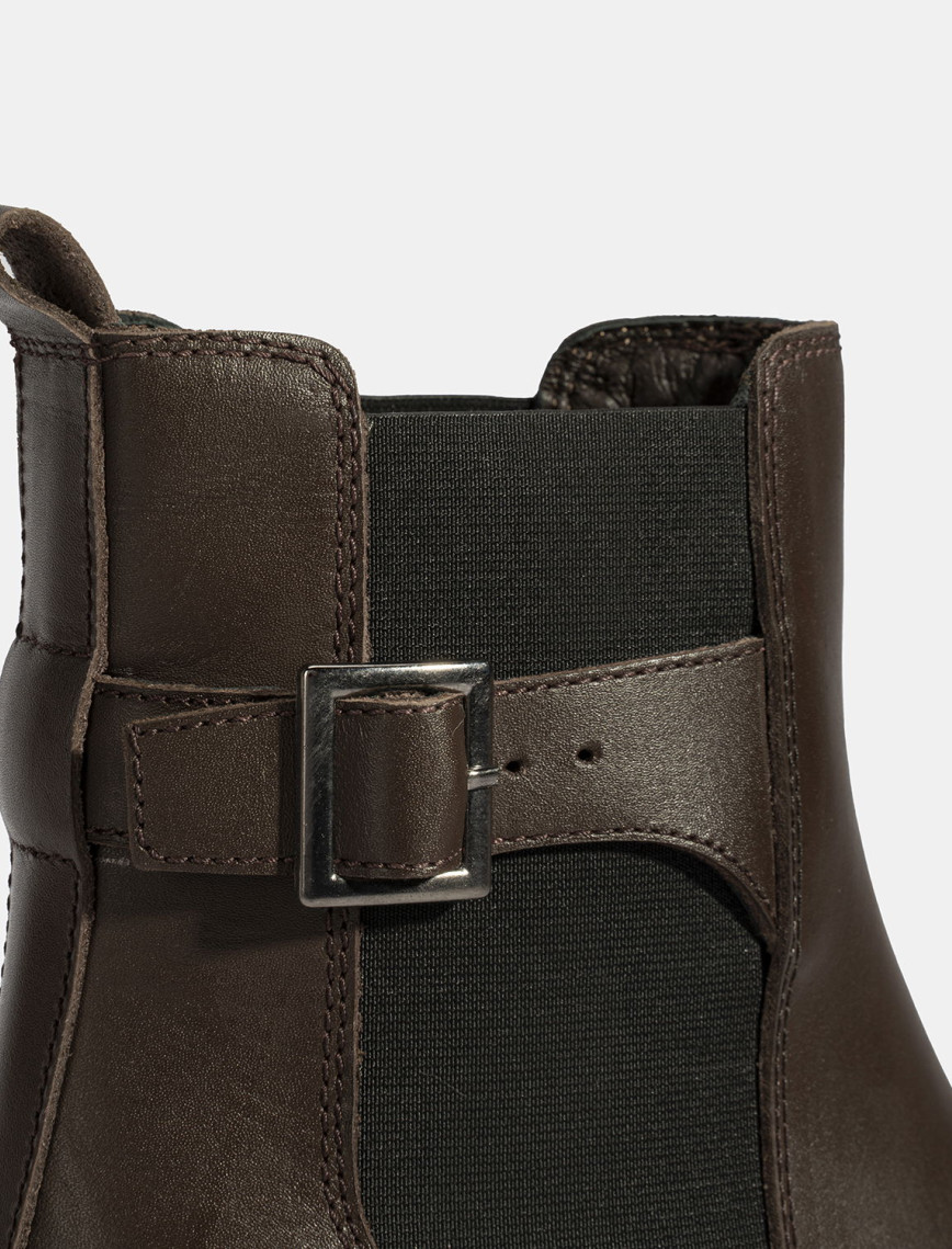 Kadın Kahve Metal Toka Detaylı Topuklu Bot Kadın Kahve Metal Toka Detaylı Topuklu Bot