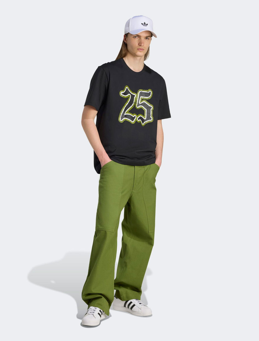adidas Graphic Erkek Siyah T-Shirt adidas Graphic Erkek Siyah T-Shirt