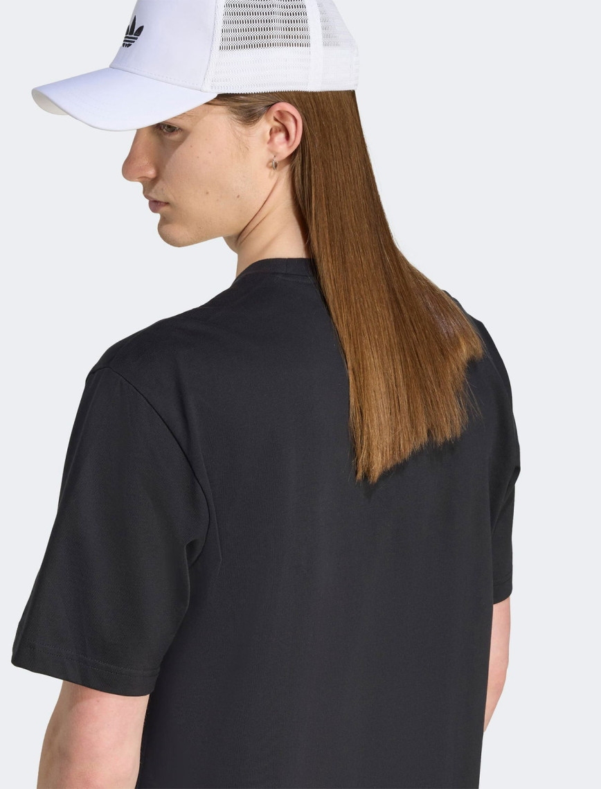 adidas Graphic Erkek Siyah T-Shirt adidas Graphic Erkek Siyah T-Shirt