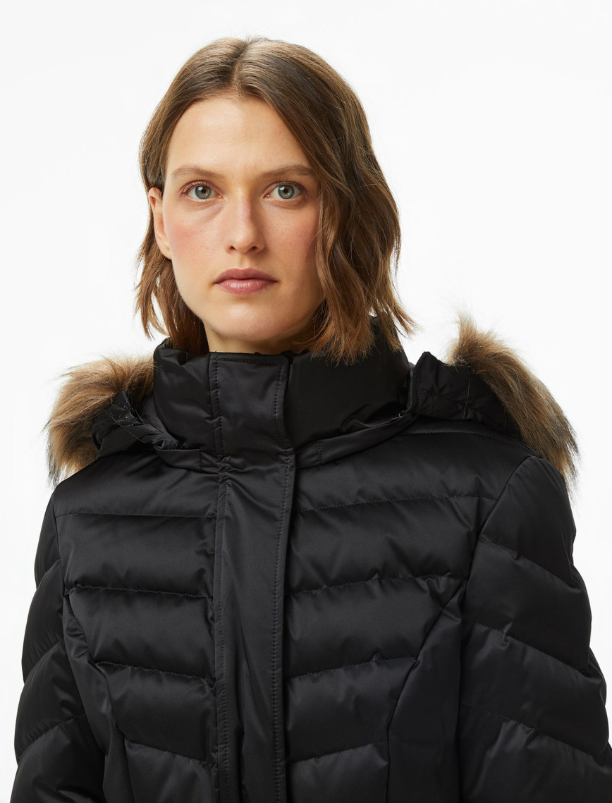 Guess Marina Kadın Siyah Mont Guess Marina Kadın Siyah Mont