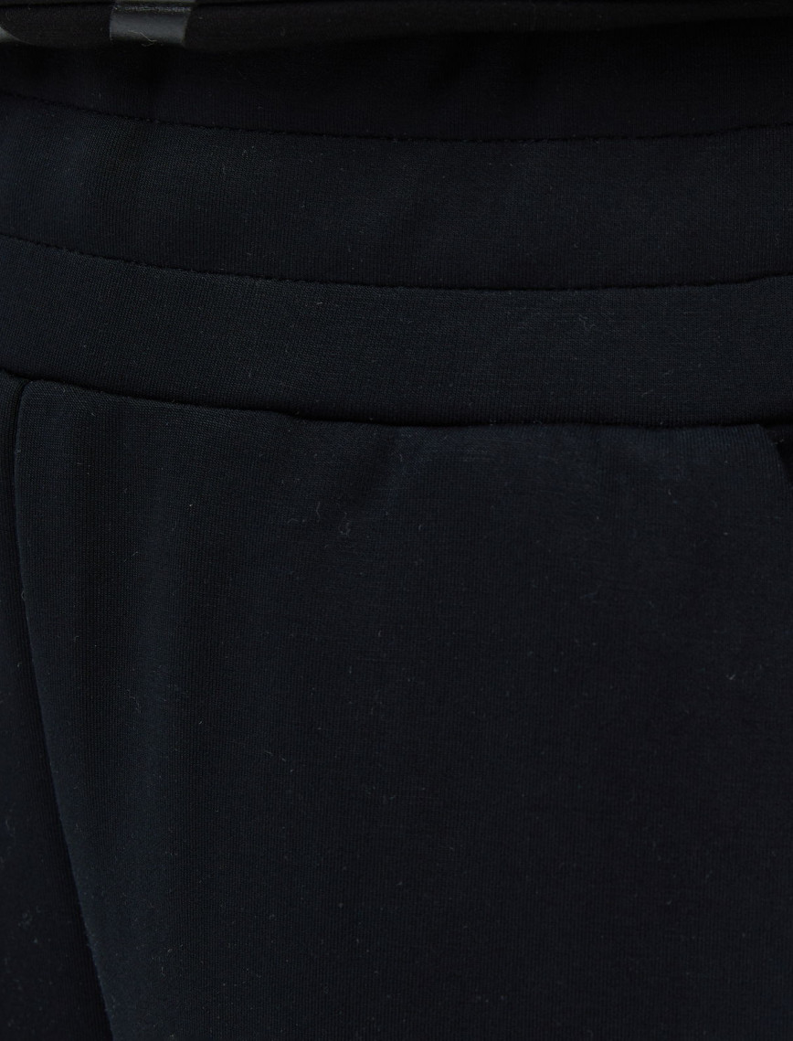 Guess New Victoire Scuba Kadın Siyah Pantolon Guess New Victoire Scuba Kadın Siyah Pantolon