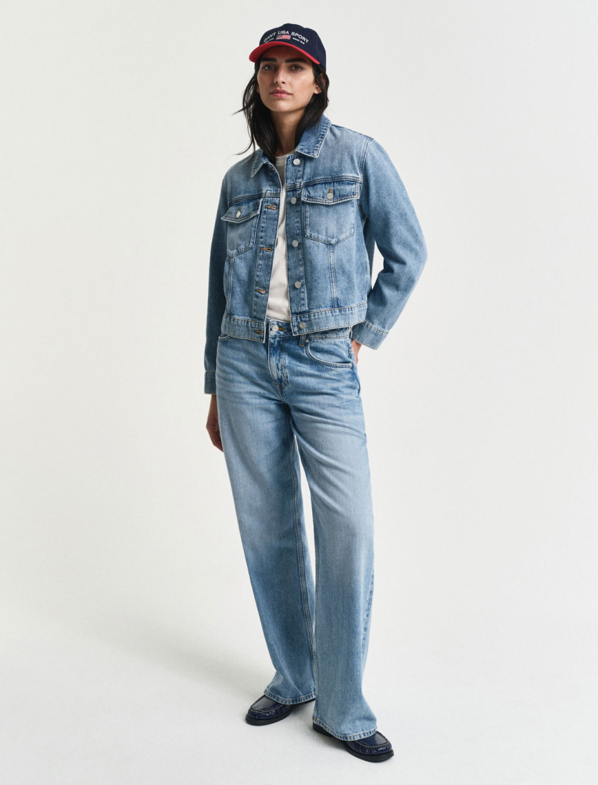 GANT Kadın Mavi Regular Fit Klasik Yaka Denim Ceket GANT Kadın Mavi Regular Fit Klasik Yaka Denim Ceket