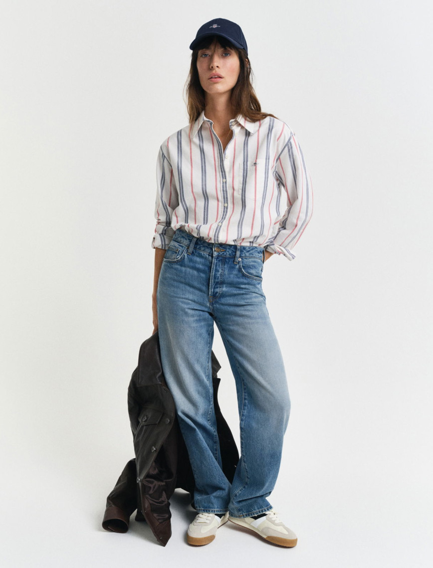 GANT Kadın Krem Relaxed Fit Klasik Yaka Çizgili Gömlek GANT Kadın Krem Relaxed Fit Klasik Yaka Çizgili Gömlek