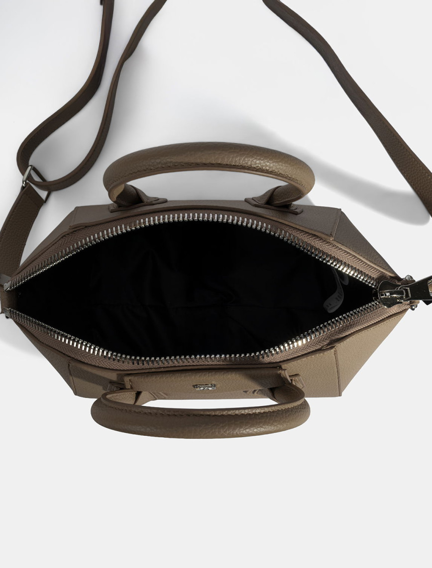 Kadın Vizon Omuz Askılı El Çantası Kadın Vizon Omuz Askılı El Çantası