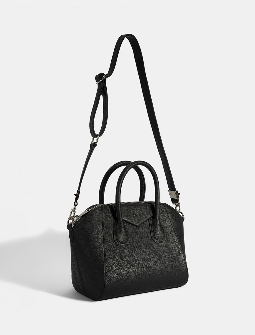 Kadın Siyah Omuz Askılı El Çantası Kadın Siyah Omuz Askılı El Çantası