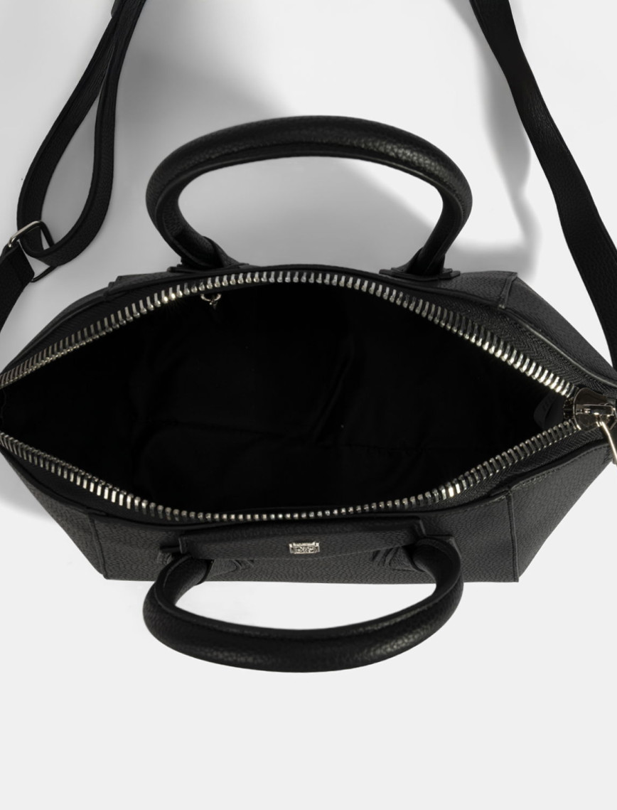 Kadın Siyah Omuz Askılı El Çantası Kadın Siyah Omuz Askılı El Çantası