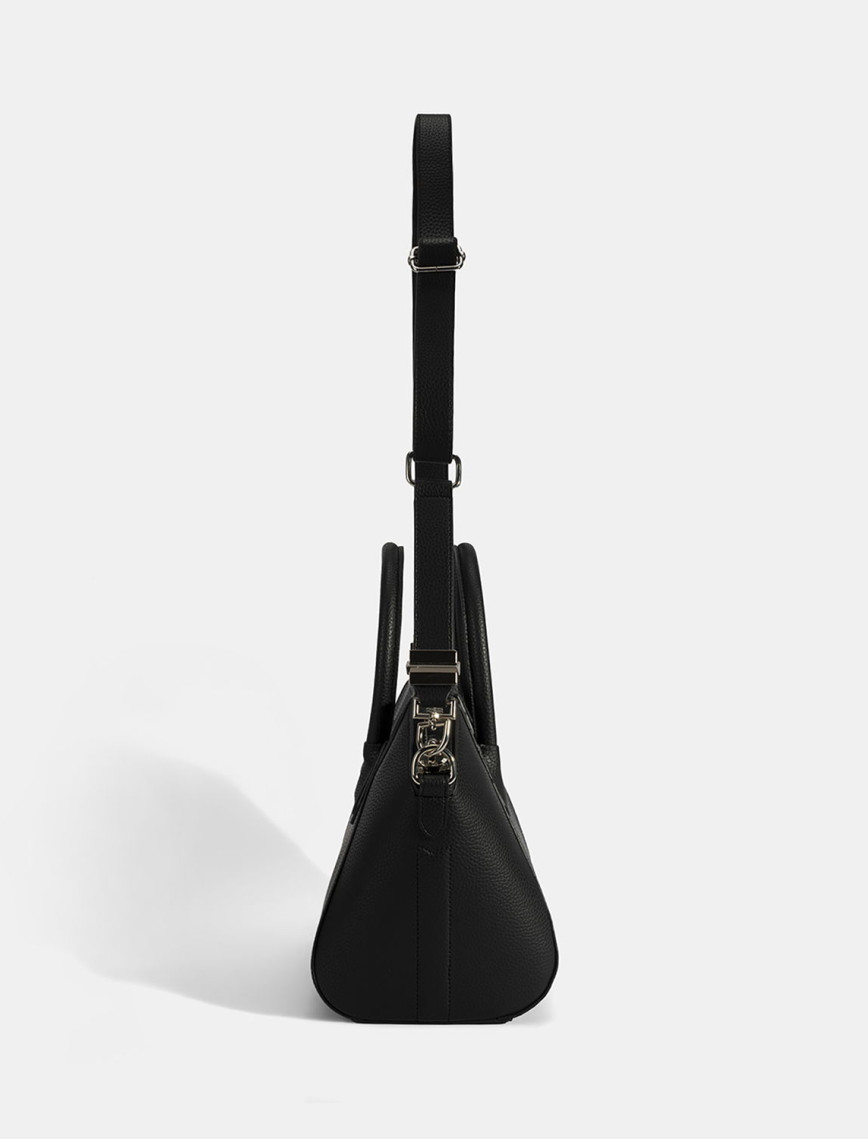 Kadın Siyah Omuz Askılı El Çantası Kadın Siyah Omuz Askılı El Çantası