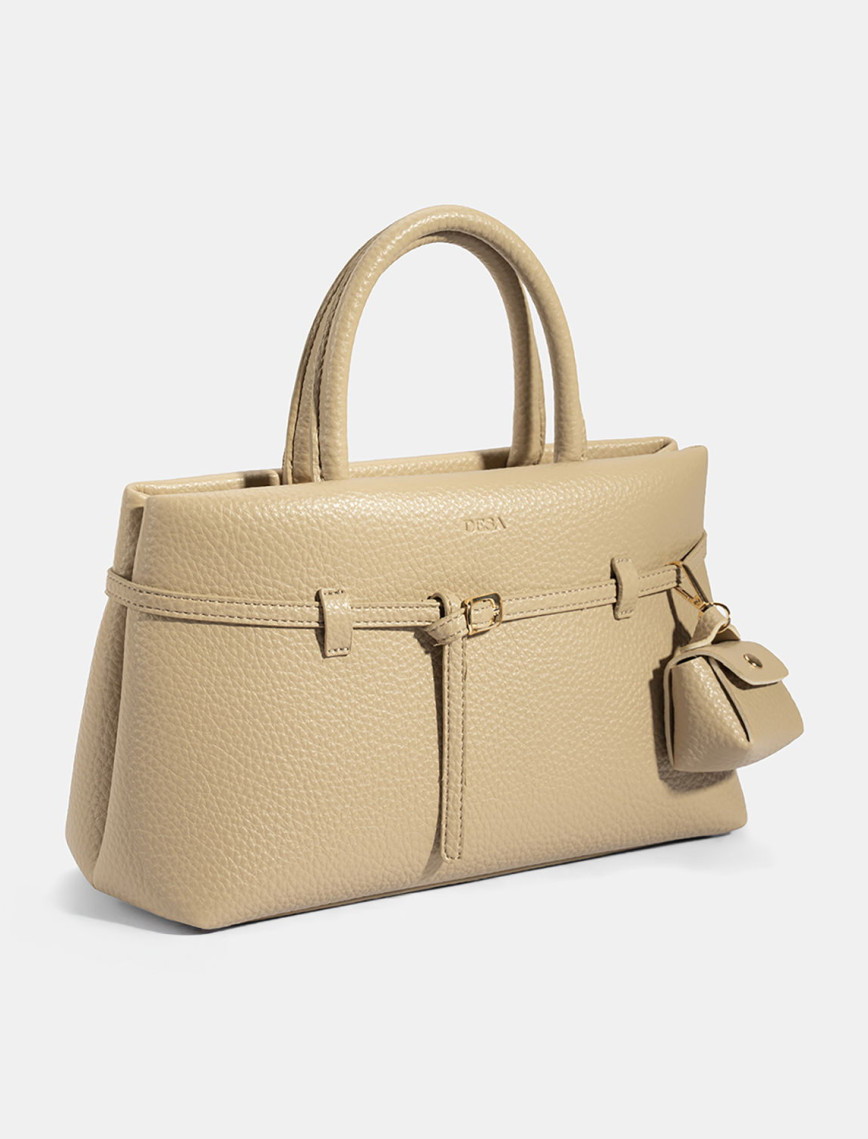 Kadın Bej Omuz Askılı El Çantası Kadın Bej Omuz Askılı El Çantası