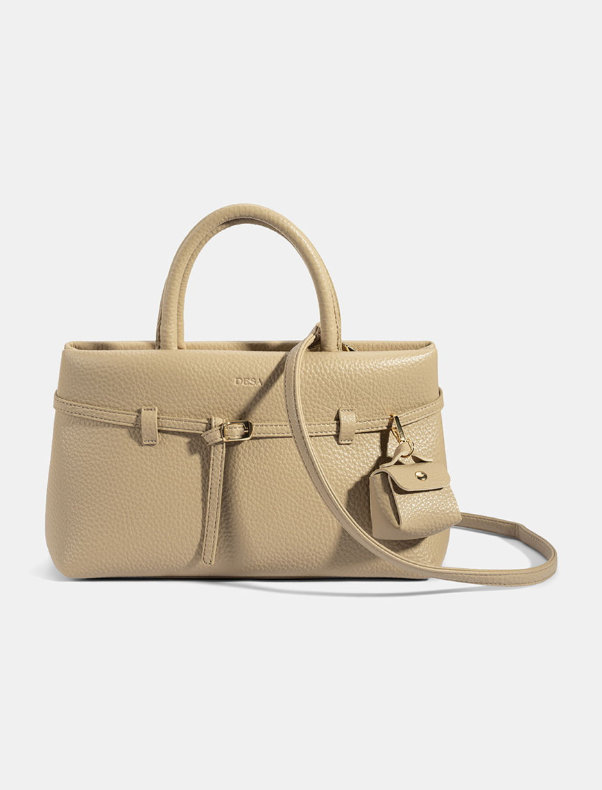 Kadın Bej Omuz Askılı El Çantası Kadın Bej Omuz Askılı El Çantası