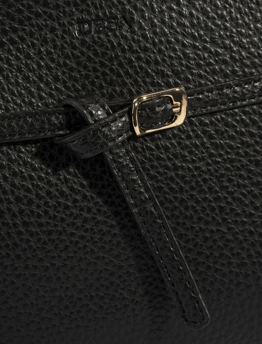 Kadın Siyah Omuz Askılı El Çantası Kadın Siyah Omuz Askılı El Çantası