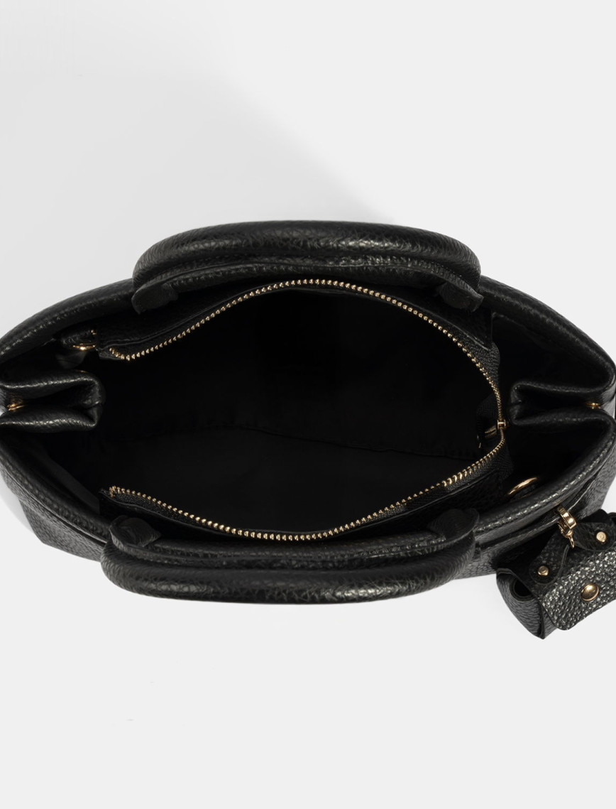 Kadın Siyah Omuz Askılı El Çantası Kadın Siyah Omuz Askılı El Çantası