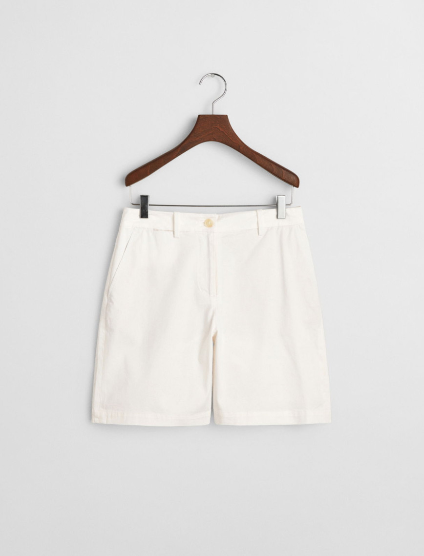 GANT Kadın Beyaz Regular Fit Şort GANT Kadın Beyaz Regular Fit Şort