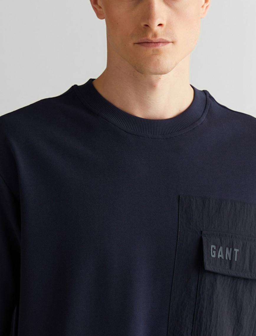 GANT Erkek Lacivert Relaxed Fit Bisiklet Yaka Logolu T-Shirt GANT Erkek Lacivert Relaxed Fit Bisiklet Yaka Logolu T-Shirt