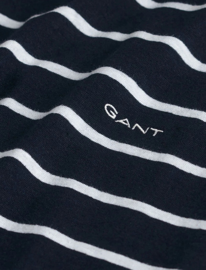 GANT Erkek Lacivert Regular Fit Bisiklet Yaka Çizgili T-Shirt GANT Erkek Lacivert Regular Fit Bisiklet Yaka Çizgili T-Shirt