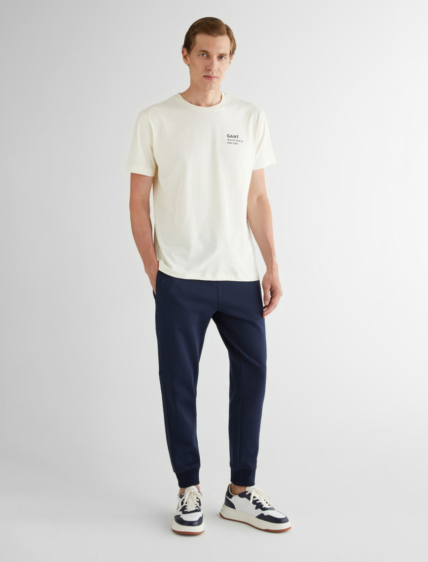 GANT Erkek Krem Regular Fit Bisiklet Yaka Logolu T-Shirt GANT Erkek Krem Regular Fit Bisiklet Yaka Logolu T-Shirt