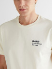 GANT Erkek Krem Regular Fit Bisiklet Yaka Logolu T-Shirt GANT Erkek Krem Regular Fit Bisiklet Yaka Logolu T-Shirt