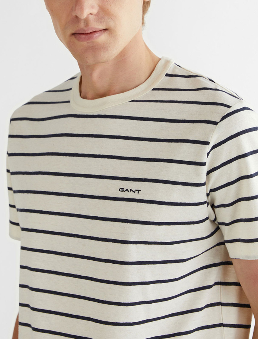 GANT Erkek Krem Regular Fit Bisiklet Yaka Çizgili T-Shirt GANT Erkek Krem Regular Fit Bisiklet Yaka Çizgili T-Shirt