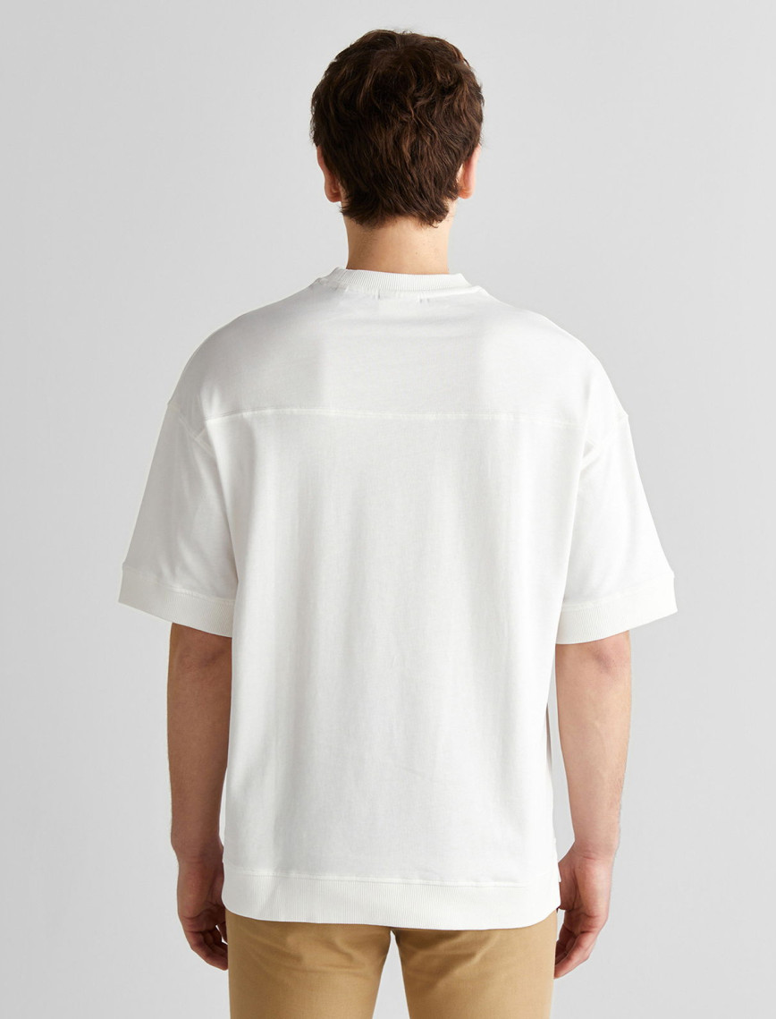 GANT Erkek Krem Orijinal Fit Bisiklet Yaka Logolu T-Shirt GANT Erkek Krem Orijinal Fit Bisiklet Yaka Logolu T-Shirt