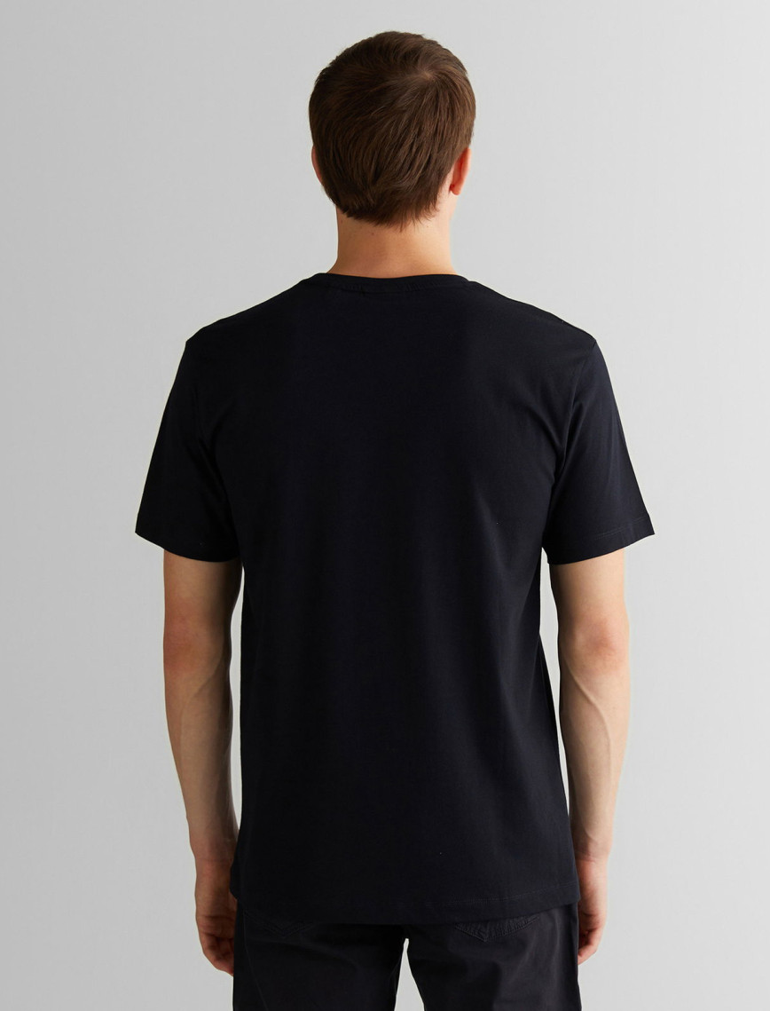 GANT Erkek Siyah Regular Fit Bisiklet Yaka Logolu T-Shirt GANT Erkek Siyah Regular Fit Bisiklet Yaka Logolu T-Shirt