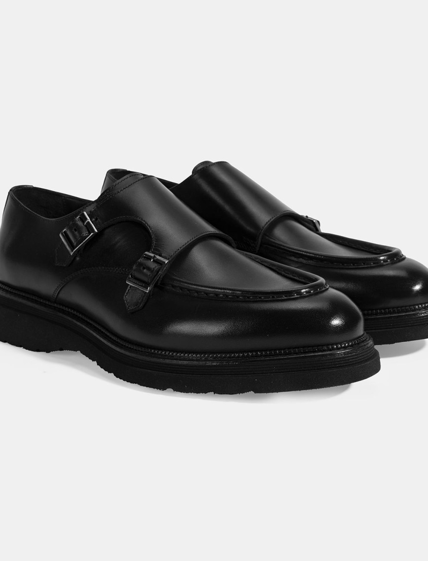 Erkek Siyah Metal Toka Detaylı Deri Klasik Ayakkabı Erkek Siyah Metal Toka Detaylı Deri Klasik Ayakkabı