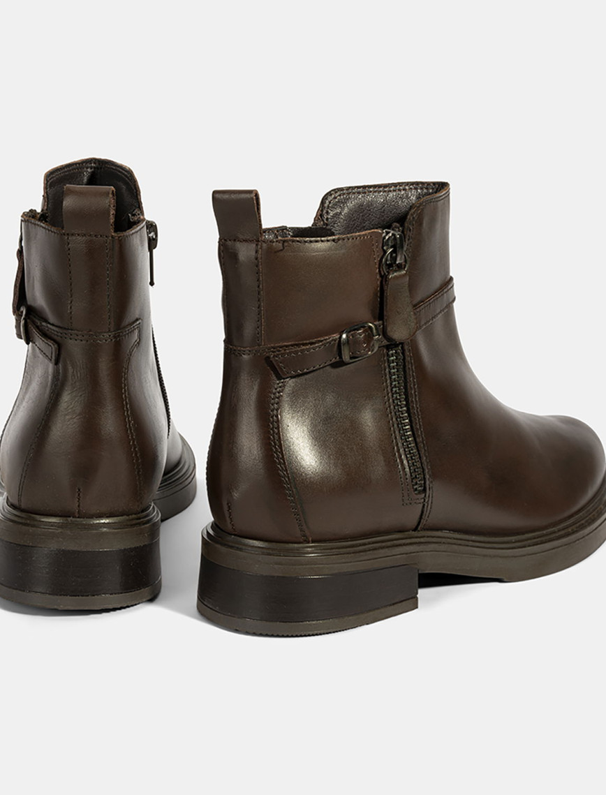 Kadın Kahve Metal Toka Detaylı Fermuarlı Deri Bot Kadın Kahve Metal Toka Detaylı Fermuarlı Deri Bot