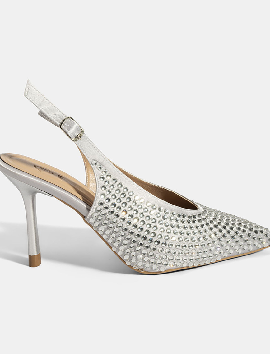 Kadın Gümüş Ayarlanabilir Metal Tokalı Taşlı Abiye Ayakkabı Kadın Gümüş Ayarlanabilir Metal Tokalı Taşlı Abiye Ayakkabı