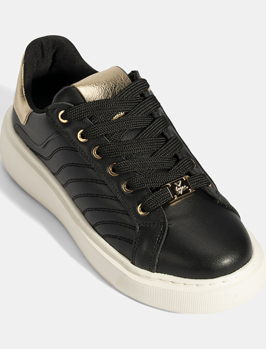 Kadın Siyah Bağcıklı Spor Ayakkabı Kadın Siyah Bağcıklı Spor Ayakkabı