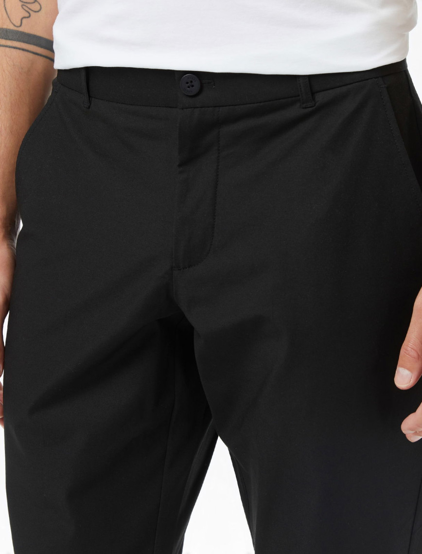 Guess Myron Slim Fit Erkek Siyah Pantolon Guess Myron Slim Fit Erkek Siyah Pantolon