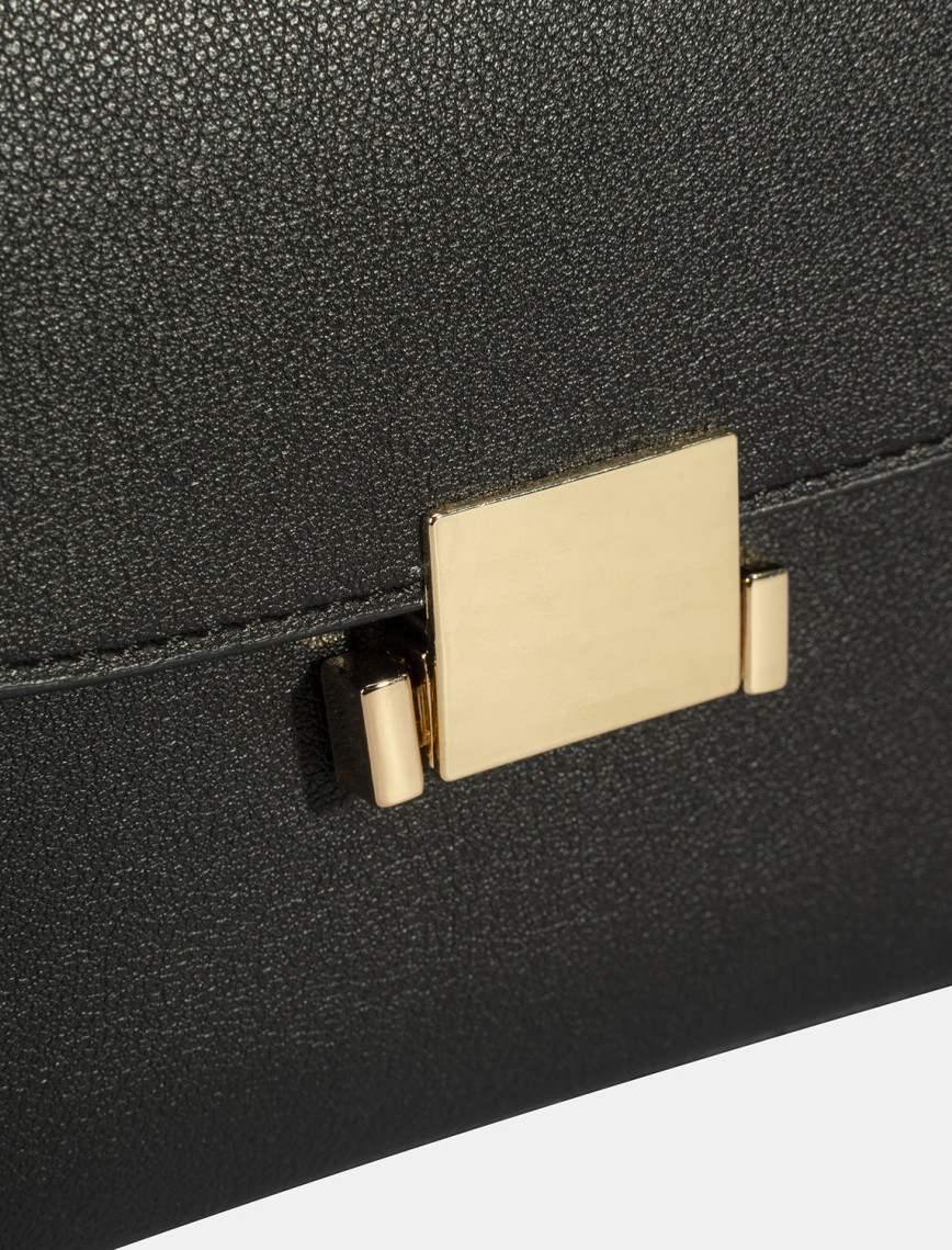 Kadın Siyah Omuz Çantası Kadın Siyah Omuz Çantası