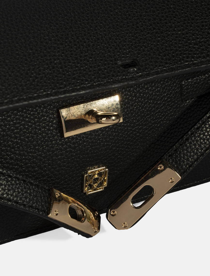 Kadın Siyah Omuz Çantası Kadın Siyah Omuz Çantası