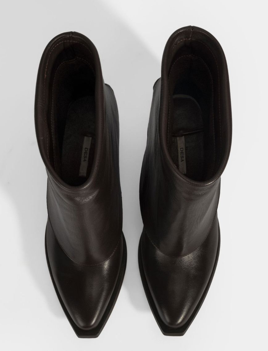 Kadın Kahve Katlama Detaylı Topuklu Deri Bot Kadın Kahve Katlama Detaylı Topuklu Deri Bot