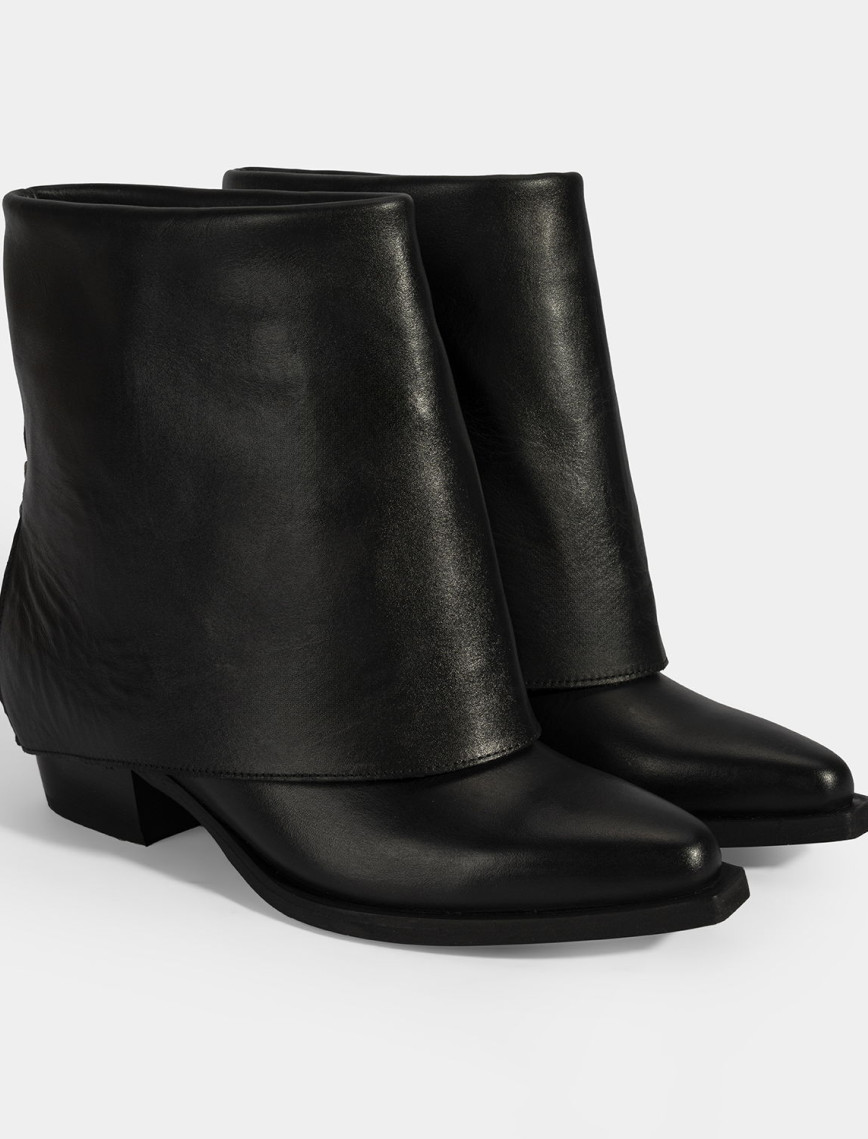 Kadın Siyah Katlama Detaylı Topuklu Deri Bot Kadın Siyah Katlama Detaylı Topuklu Deri Bot