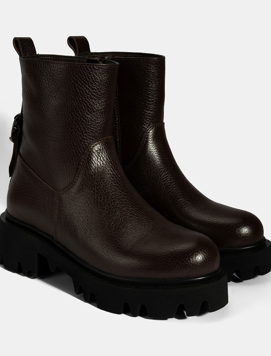 Kadın Siyah Kalın Tabanlı Deri Bot Kadın Siyah Kalın Tabanlı Deri Bot