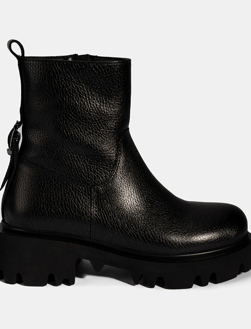 Kadın Siyah Kalın Tabanlı Deri Bot Kadın Siyah Kalın Tabanlı Deri Bot