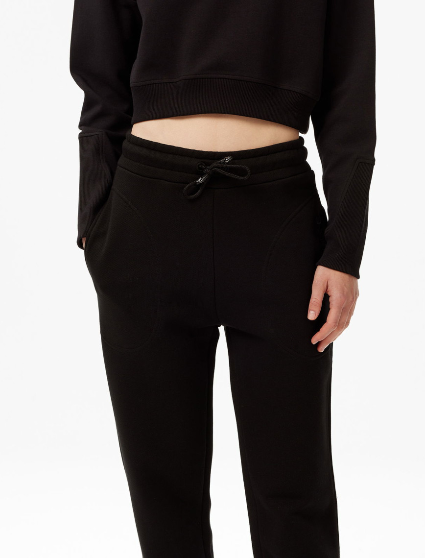 UNITED4 Classic Kadın Siyah Eşofman Altı UNITED4 Classic Kadın Siyah Eşofman Altı