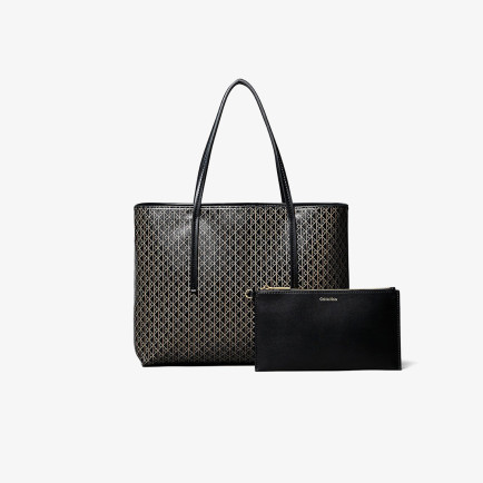 Calvin Klein Emblem Aop Tote Pouch Kadın Siyah Çanta Calvin Klein Emblem Aop Tote Pouch Kadın Siyah Çanta