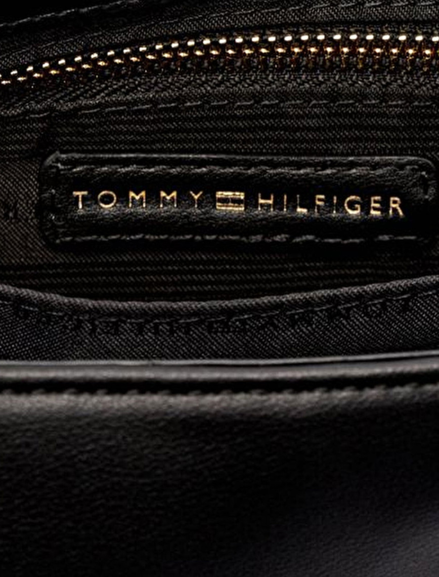 Tommy Hilfiger Modern Essential Mini Kadın Siyah El Çantası Tommy Hilfiger Modern Essential Mini Kadın Siyah El Çantası