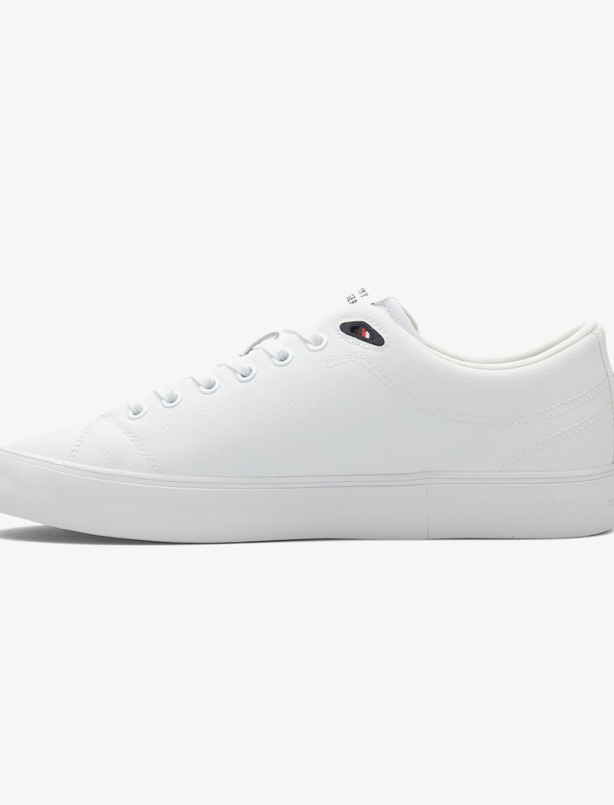 Tommy Hilfiger Core Low II Essentials Erkek Beyaz Sneaker Tommy Hilfiger Core Low II Essentials Erkek Beyaz Sneaker