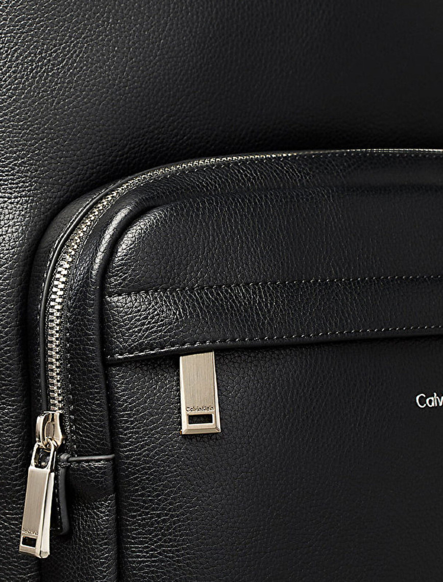 Calvin Klein Raised Round Erkek Siyah Sırt Çantası