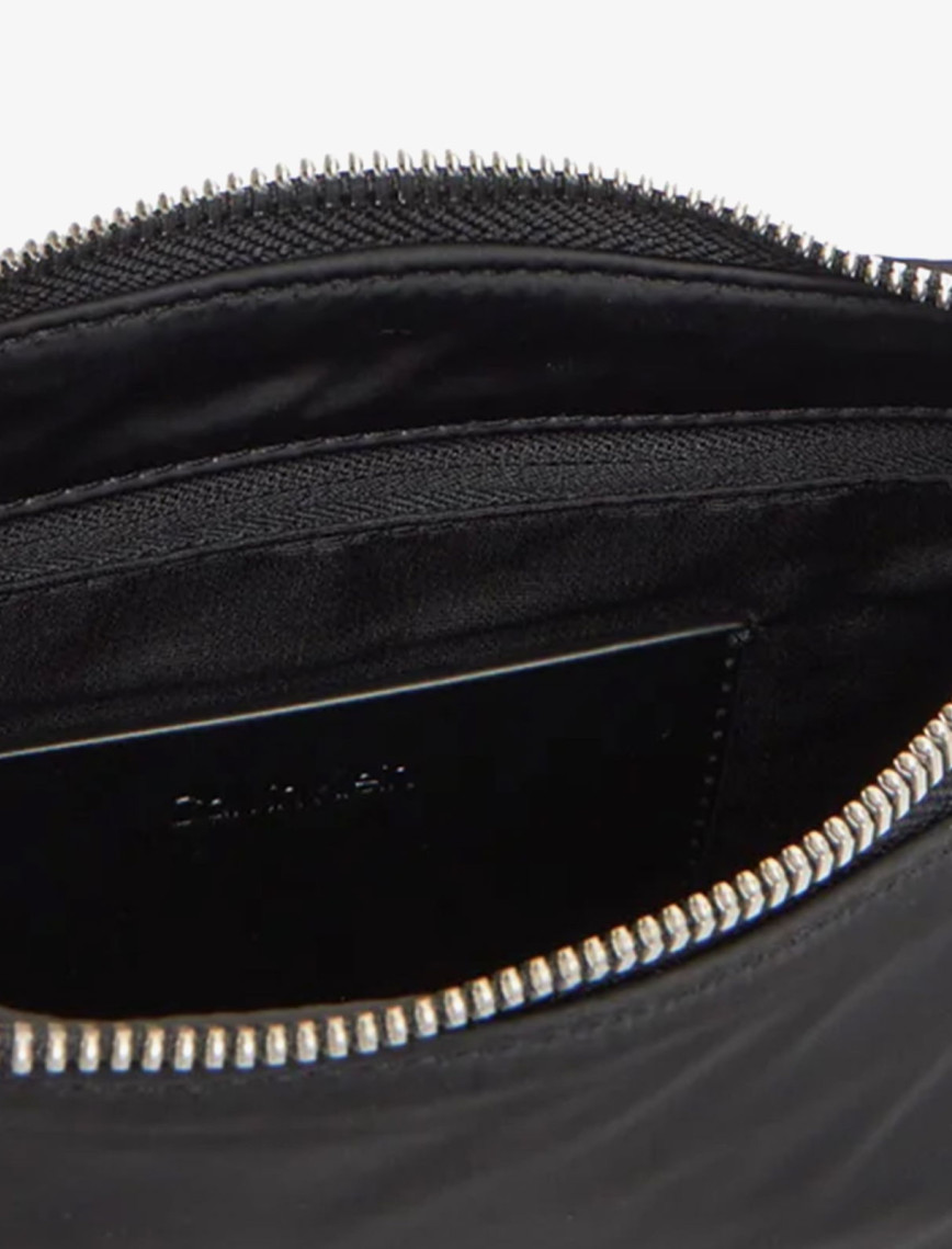 Calvin Klein Satin Nylon Small Shoulder Kadın Siyah El Çantası Calvin Klein Satin Nylon Small Shoulder Kadın Siyah El Çantası