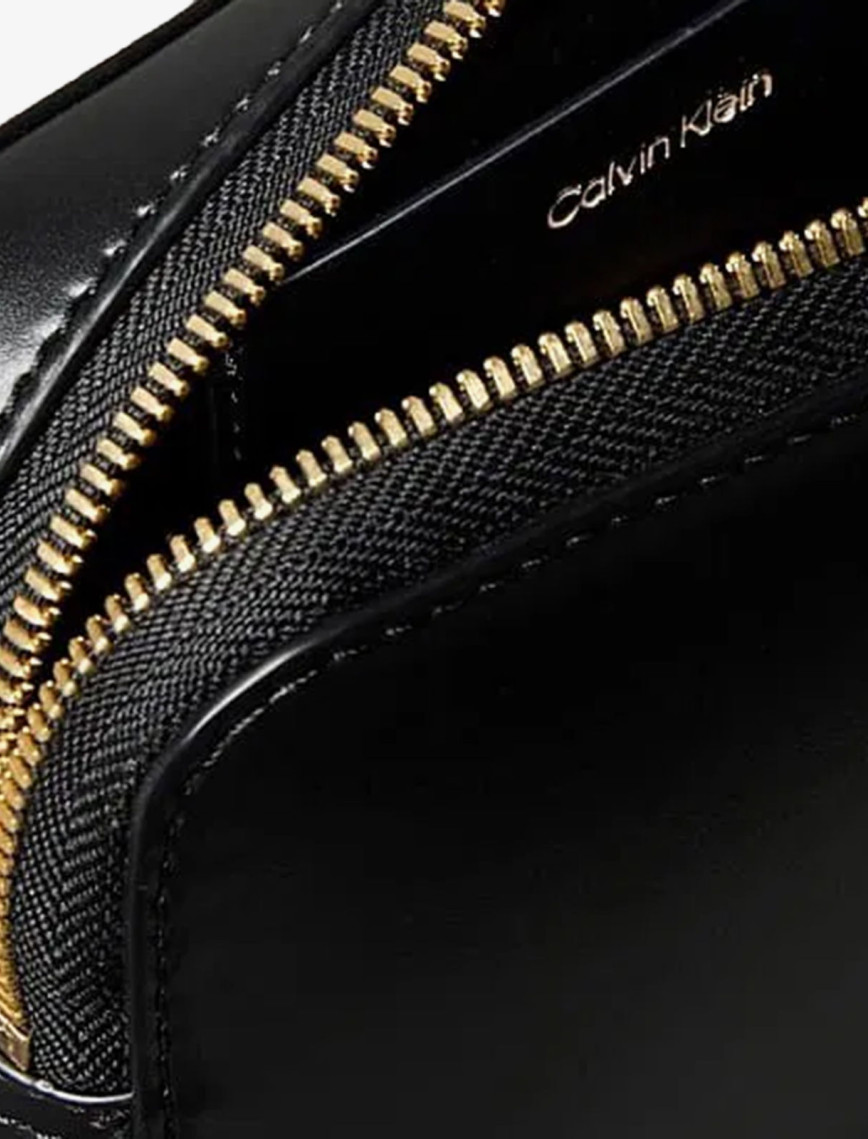 Calvin Klein Camera Kadın Siyah El Çantası Calvin Klein Camera Kadın Siyah El Çantası