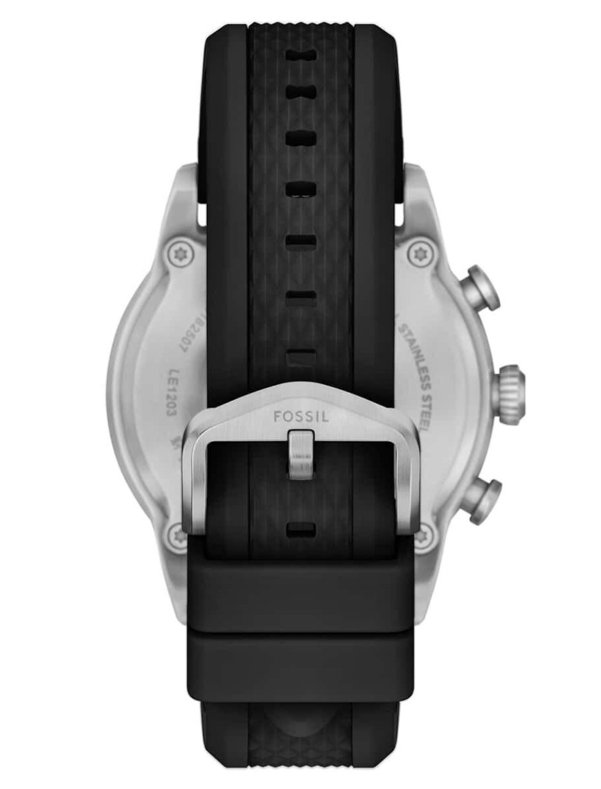 Fossil FLE1203 Disney x Fossil Limited-Edition Mickey Mouse Soccer Erkek Kol Saati Fossil FLE1203 Disney x Fossil Limited-Edition Mickey Mouse Soccer Erkek Kol Saati