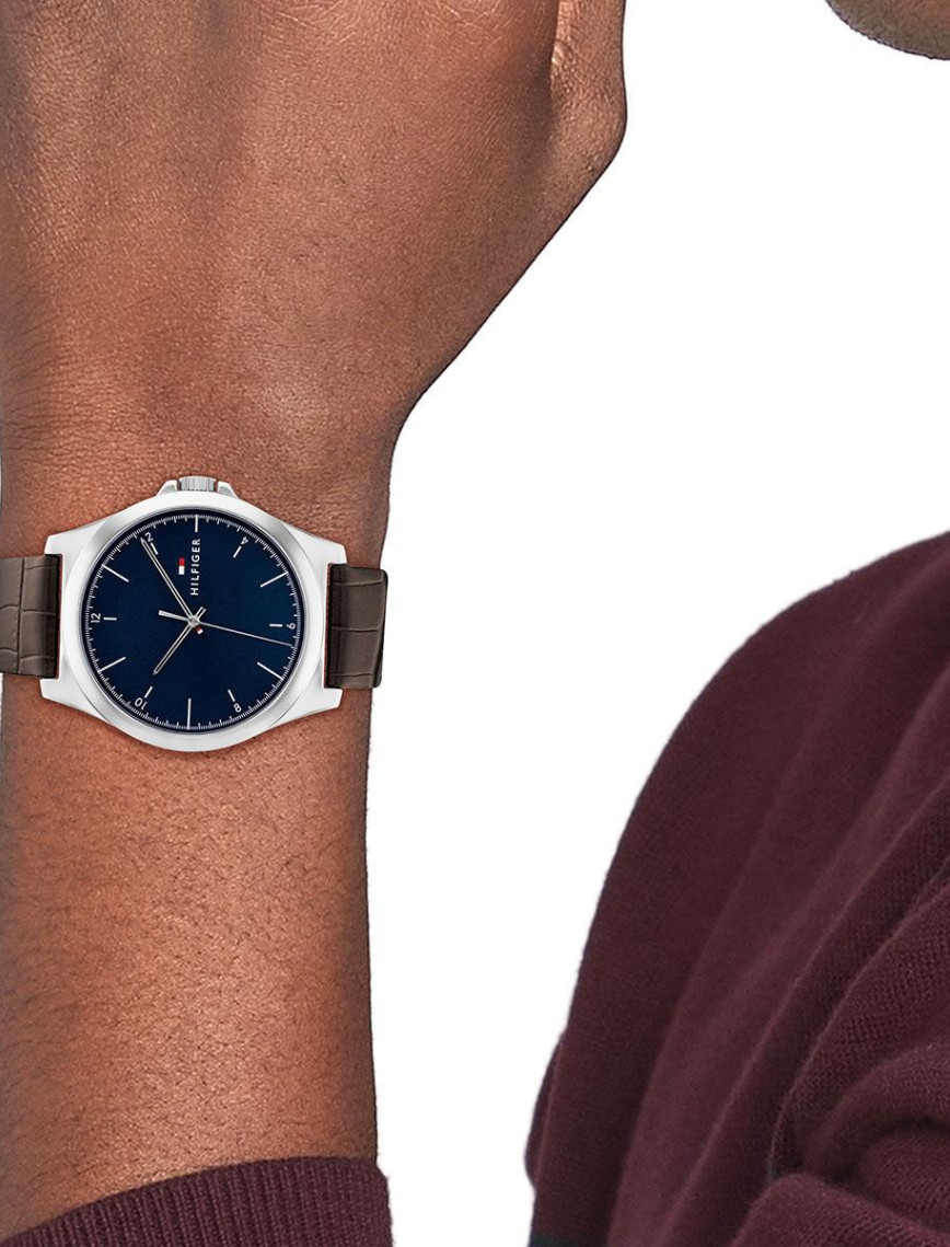 Tommy Hilfiger TH1710549 Erkek Kol Saati Tommy Hilfiger TH1710549 Erkek Kol Saati