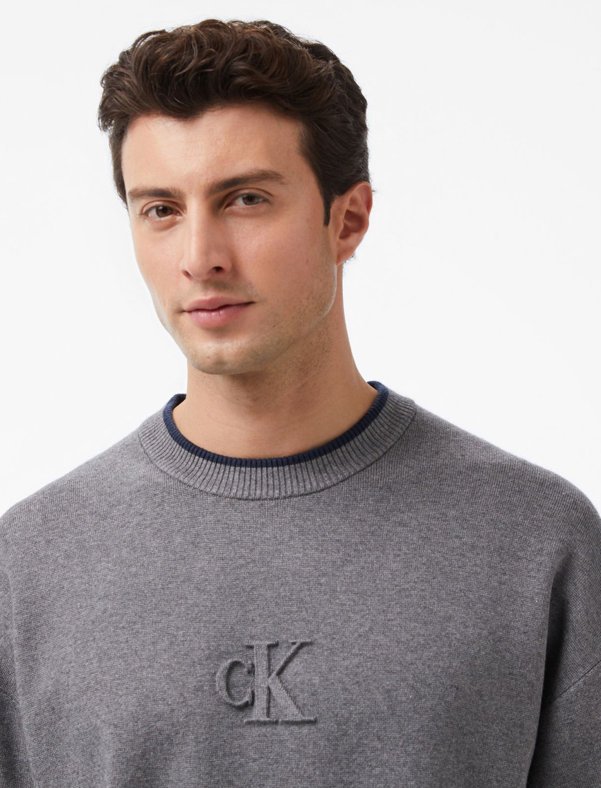 Calvin Klein Embossed Logo Erkek Gri Triko Calvin Klein Embossed Logo Erkek Gri Triko