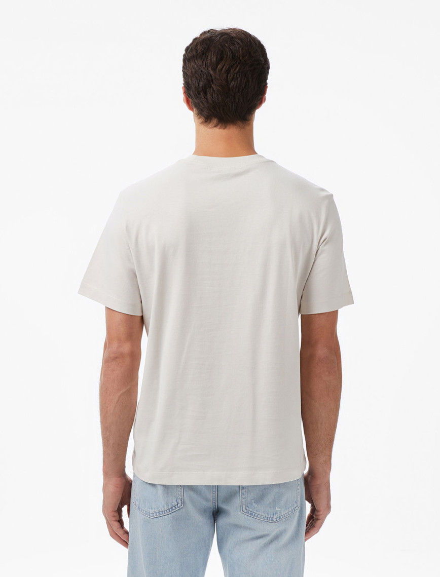 Calvin Klein Hero Monologo Erkek Beyaz T-Shirt Calvin Klein Hero Monologo Erkek Beyaz T-Shirt